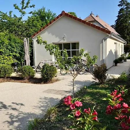Maison La Parenthese Holiday home *